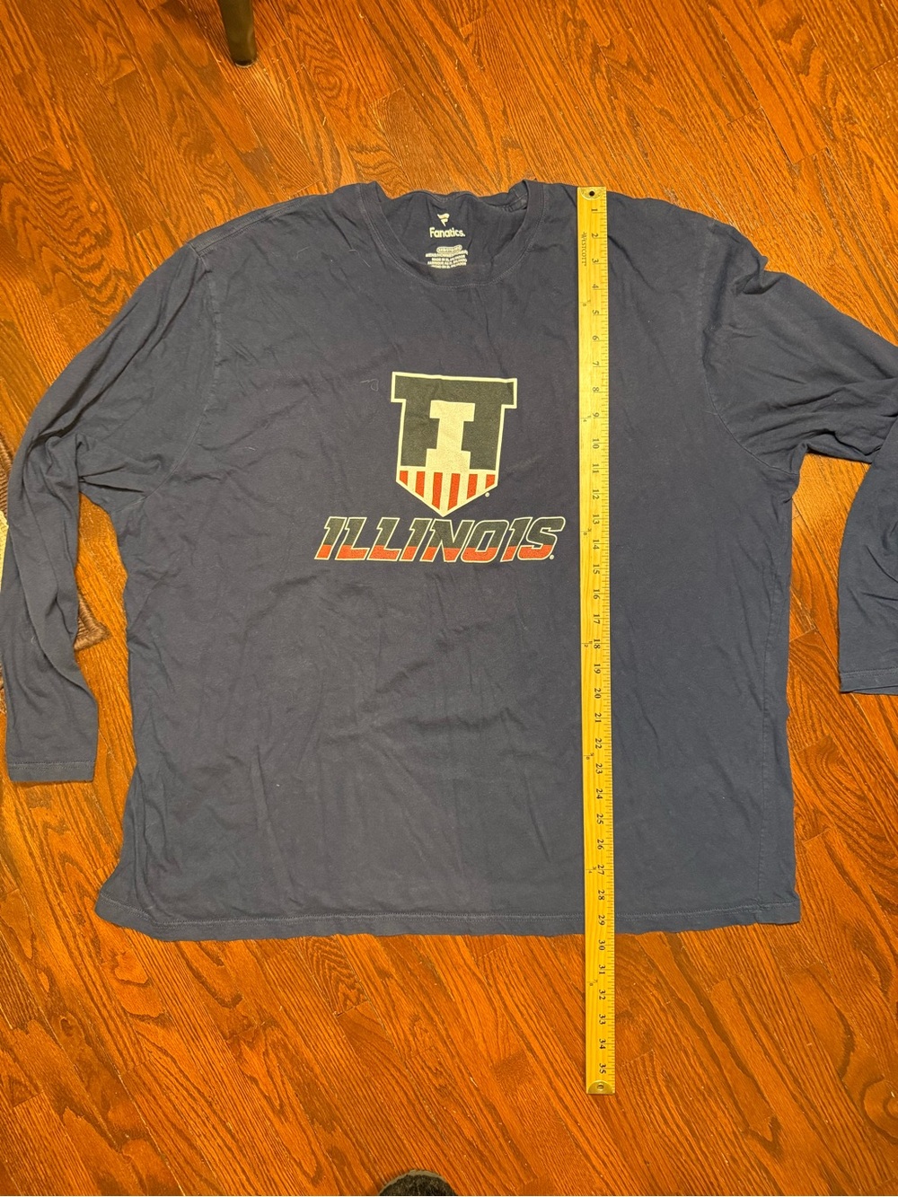 Illini Fanatics Navy Long-Sleeve Illinois Shield Graphic Tee